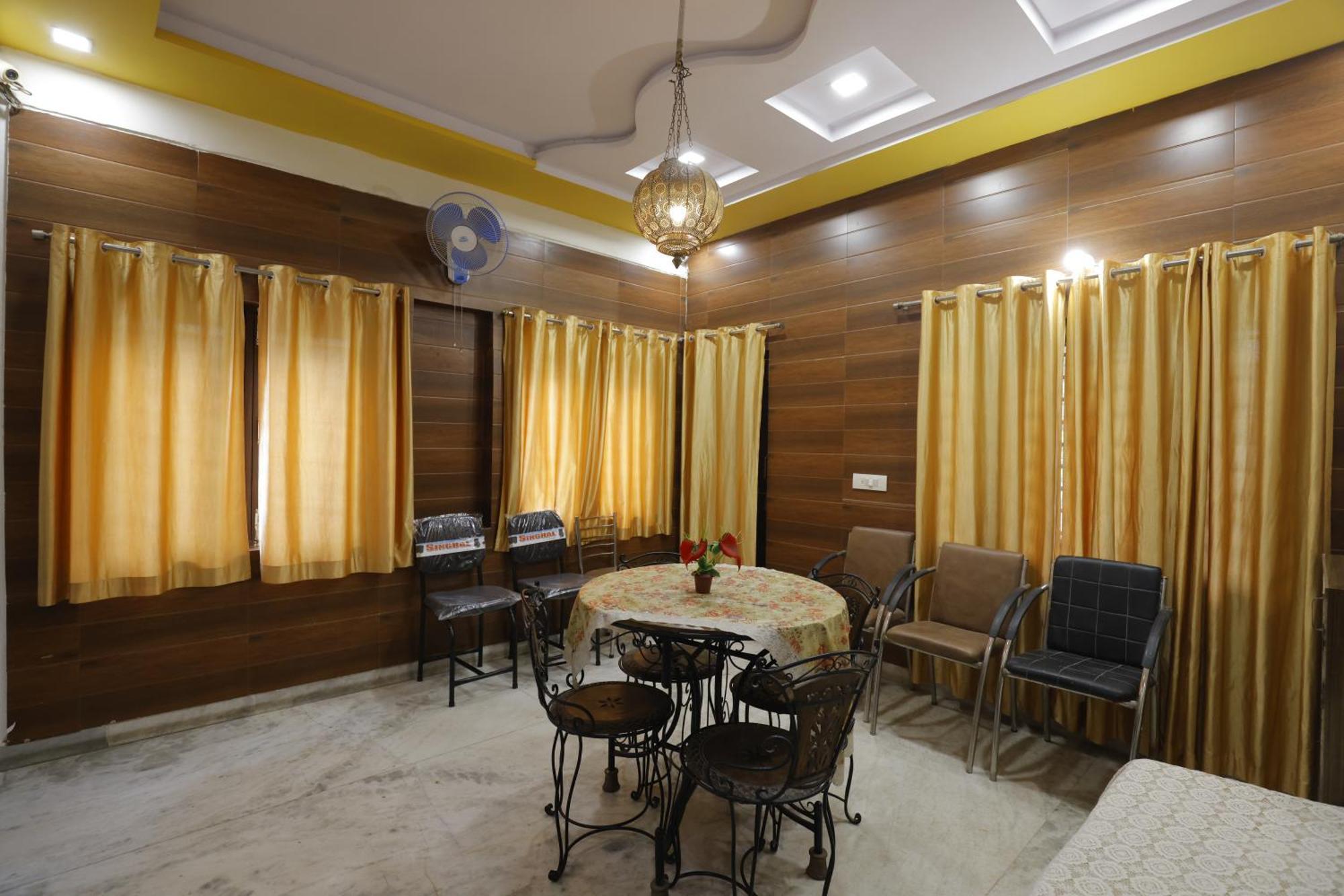 אגרה Basil Inn Home Stay Walking Distance From Taj Mahal Agra מראה חיצוני תמונה